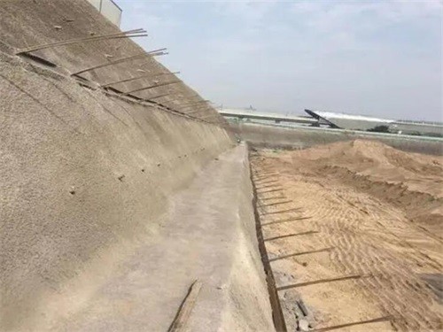 定安河道边坡加固
